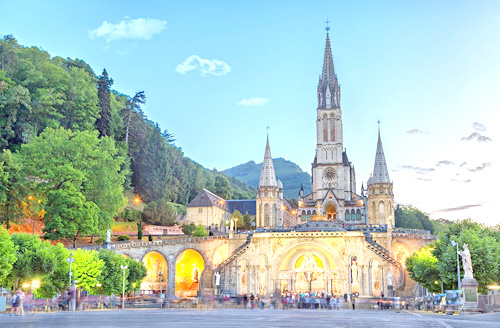 露德Lourdes